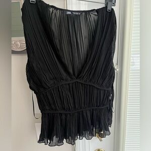 Black Zara top